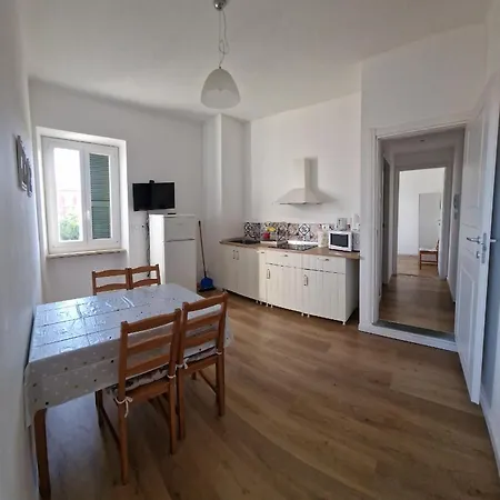 Apartment Sapore Di Sale 2 *